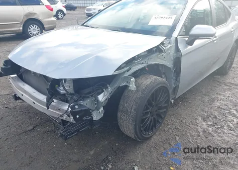 2025 Toyota Camry Le z USA, uszkodzony, nr VIN 4T1DAACKXSU119070